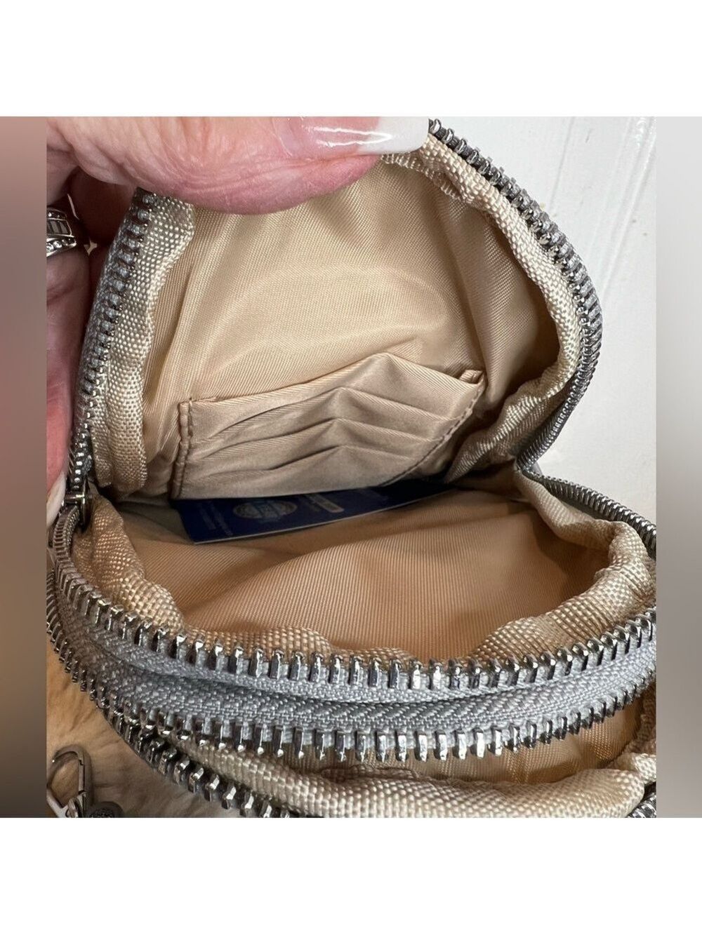 NEICOA MINI Small Sling Bag, Purse Vegan Leather Crossbody Bag - Picture 7 of 8